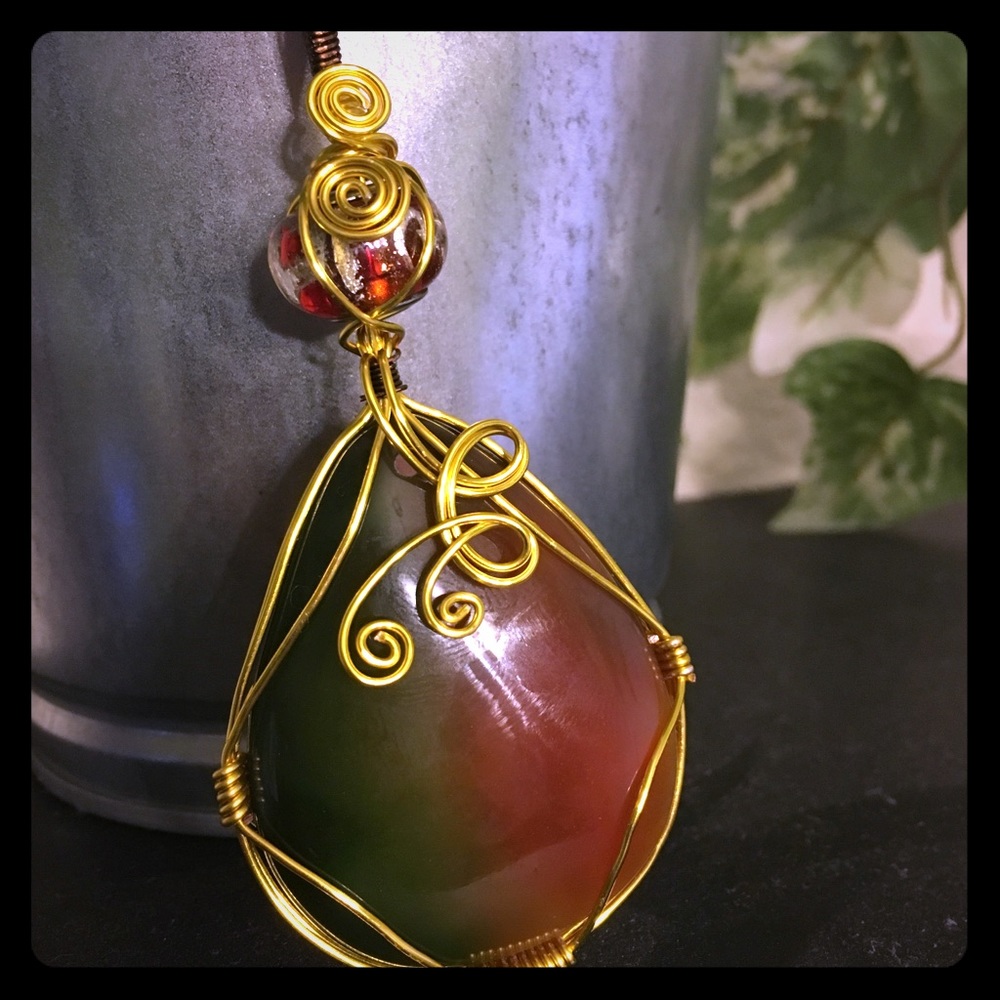 💫wire wrapped stone and glass bead💫